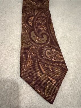 Paul Stuart Brown Paisley Silk Tie with Tan Accents